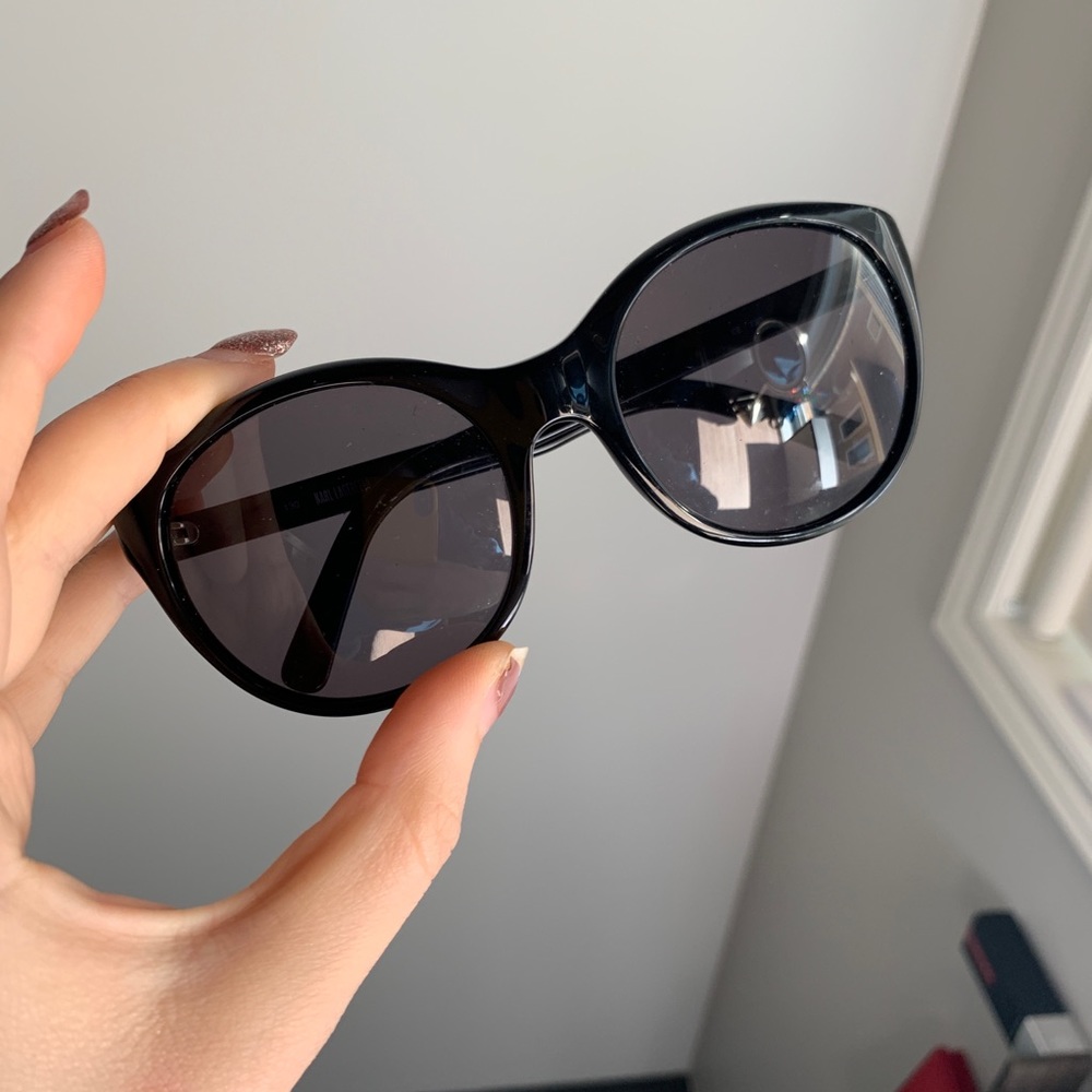 KARL LAGERFELD black sunglasses